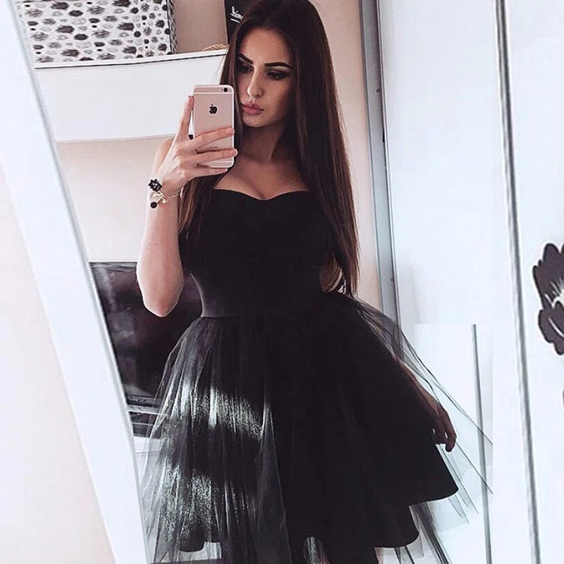 

A-Line Sweetheart Tulle Cocktail Dresses Sleeveless Mini Length Party Dresses Special Occasion Dresses Vestido De Fiesta