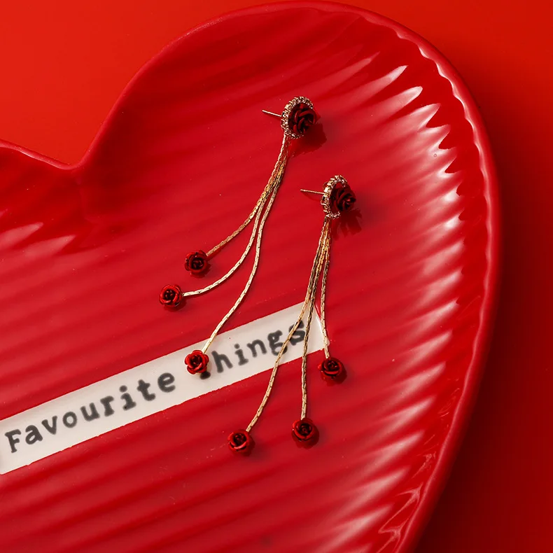 

Zeojrlly Trendy Water Drop Women Dangle Earrings Elegant Red Rose Tassel Earrings Long Flowers Elegant Female Jewelry