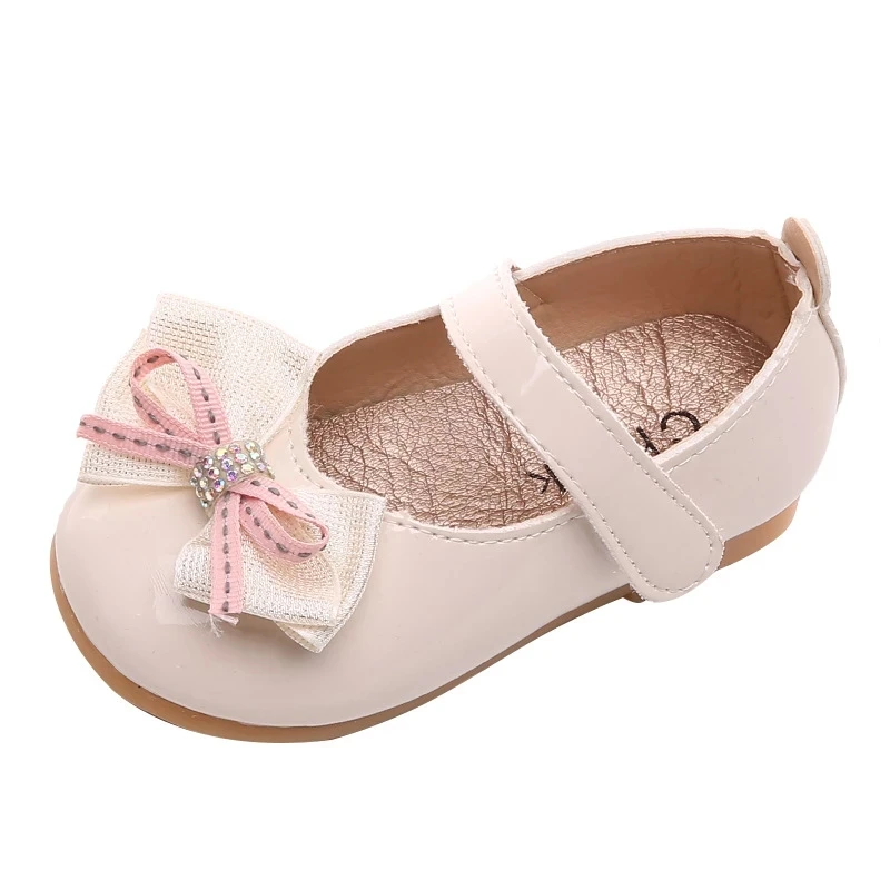 

Удобная кожаная обувь для девочек, новинка 2021, модная детская однотонная обувь, Осенняя обувь принцессы, детская кожаная обувь с мягкой подо...