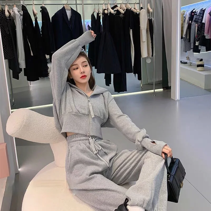 

2021 Autumn Women New Two Piece Set Lady Sport Casual Hooded Sweatshirt Top Sweatpants Set Female Casual Slim Suit Tracksuit O96
