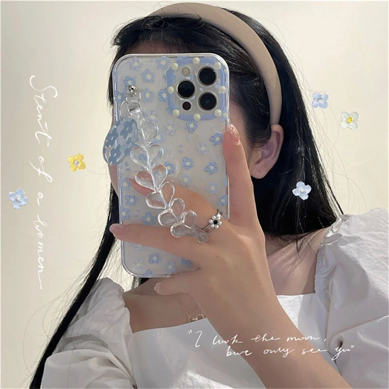 

Korea Flower Love Bracelet Phone Case for iPhone 11 12 Pro XS Max Mini X XR 7 8 Plus SE Stylish Chain Soft Shockproof Back Cover