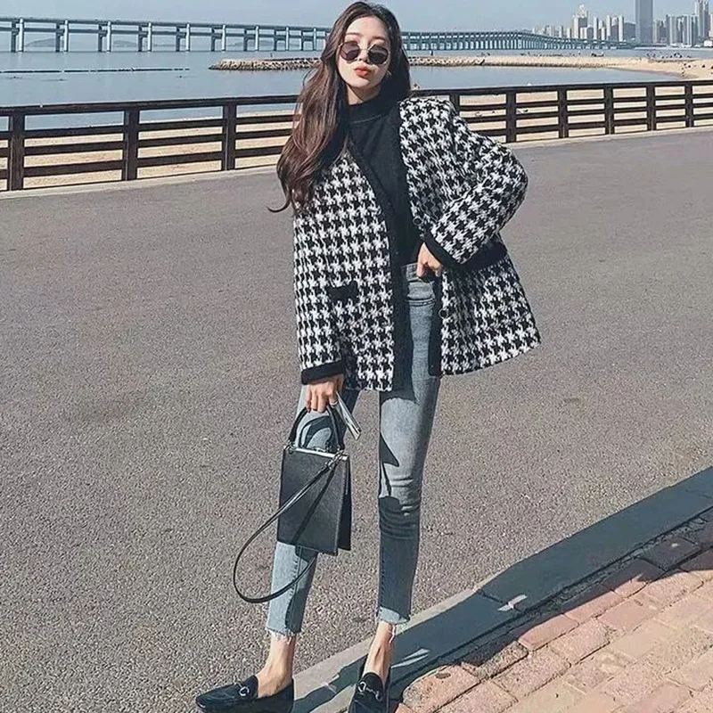 

Autumn Winter Houndstooth Women Jacket Vintage Loose Tweed Plaid Outerwear Korean Fashion Thicken Female V-Neck Cardigan Coat