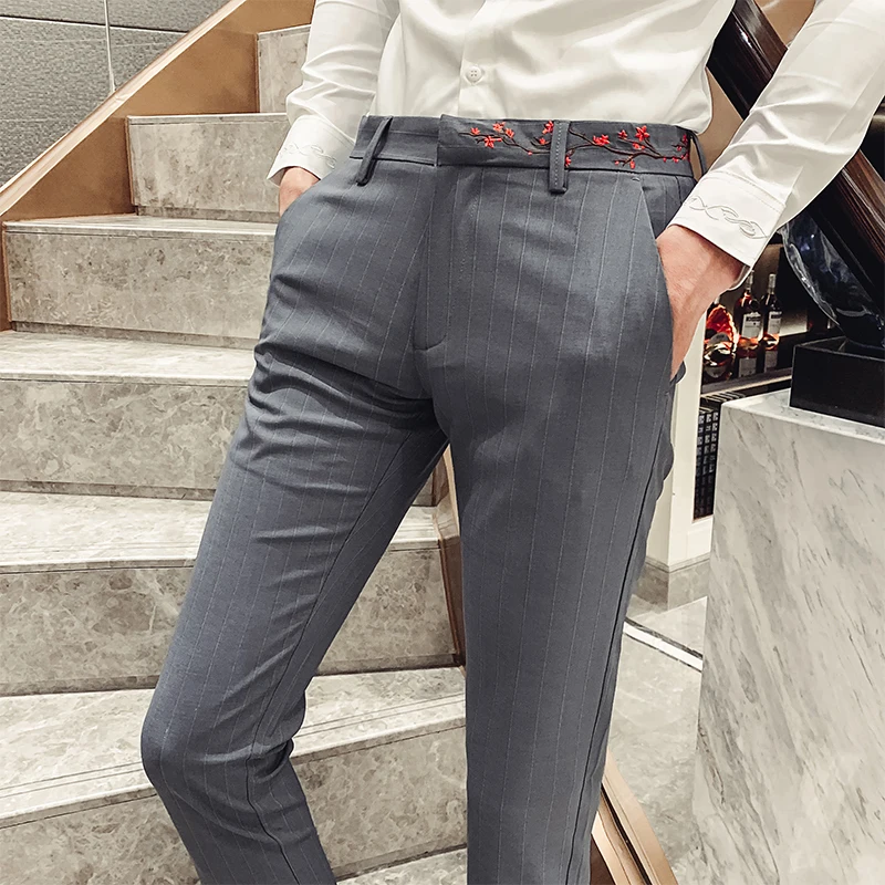 Деловая официальная одежда брюки в полоску мужские корейские облегающие