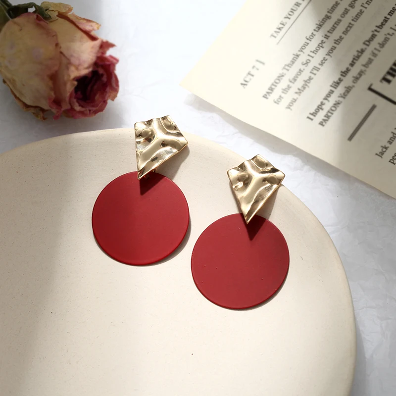 Новинка 2019 Корейская версия металлических сережек модные женские цветные