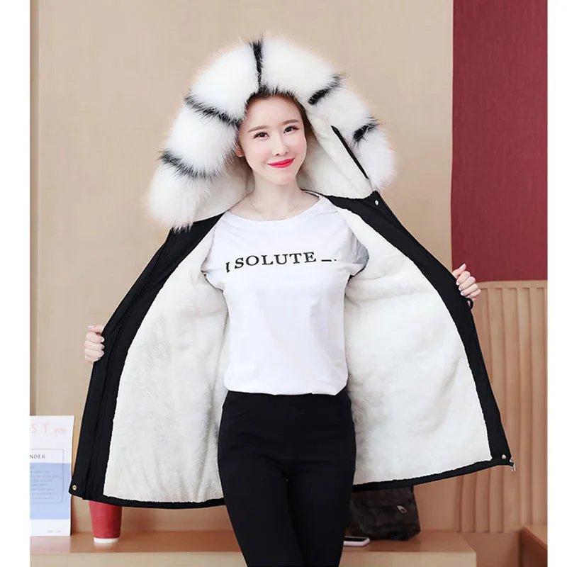 Women Winter Warm Parka Cotton-Padded Jacket Female's Korean the Big Fur Collar Jacket In The Long Thick Plus Velvet Jackets Q7