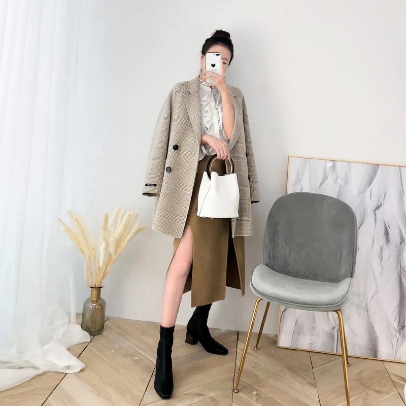 Новое зимнее женское осеннее двубортное пальто в клетку с v-образным вырезом