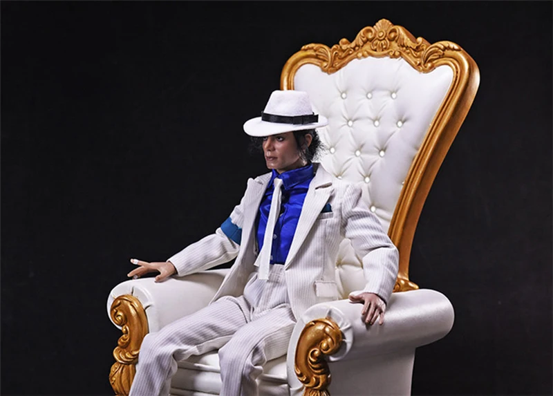 Hot Figure Accessory Furniture 1:6 Scale European Queen Sofa Chair Model W Crystal Sofa Model Toys
