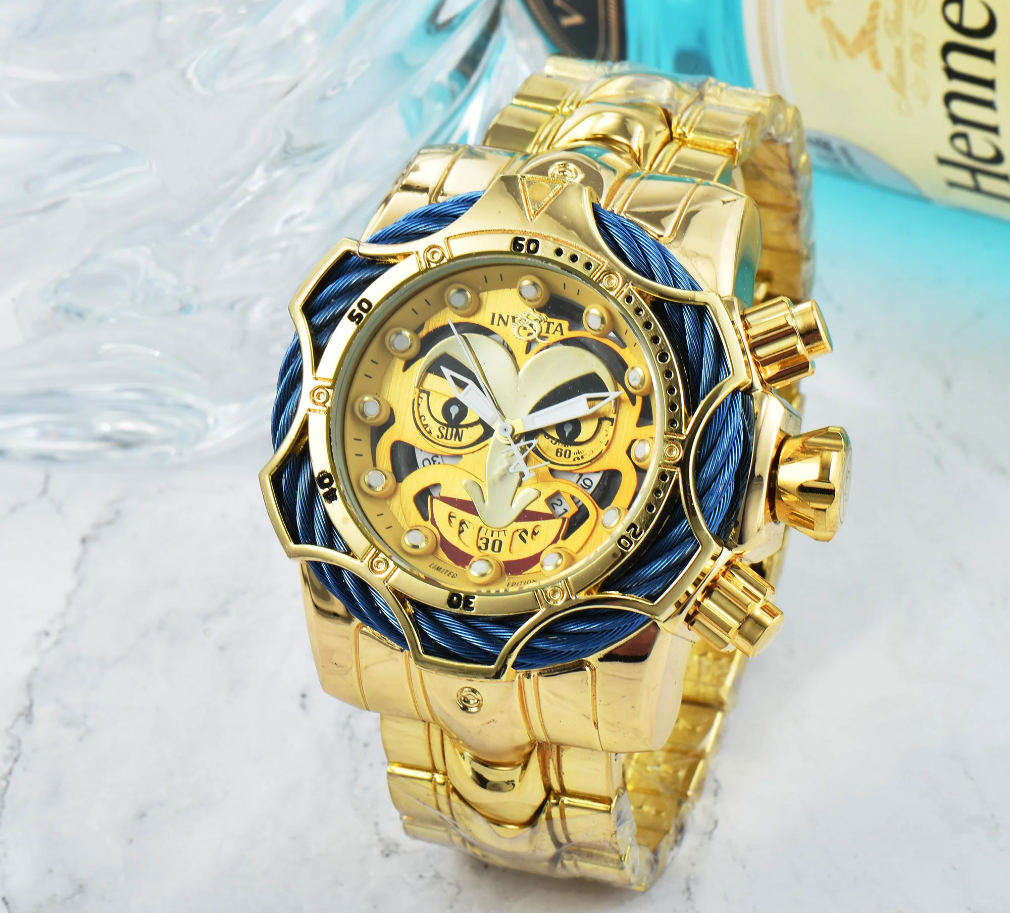 

Brand men's watch AAA + high grade leisure waterproof watch personality large dial quartz watch