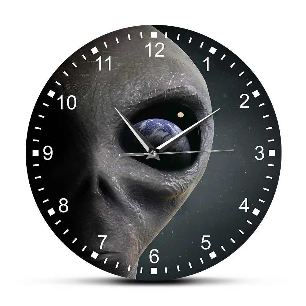 Extraterrestrial Alien Looking At Earth Printed Round Wall Clock Space Planet Acrylic Slient Watch Saucerman Hanghing Time | Дом и сад