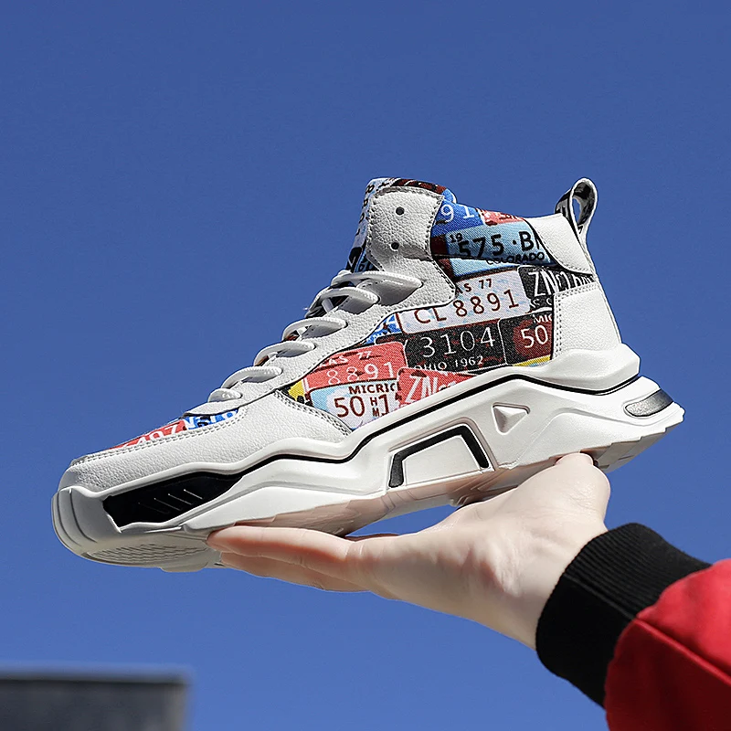 Мужские высокие кроссовки белые дышащие сетчатые со шнуровкой повседневная