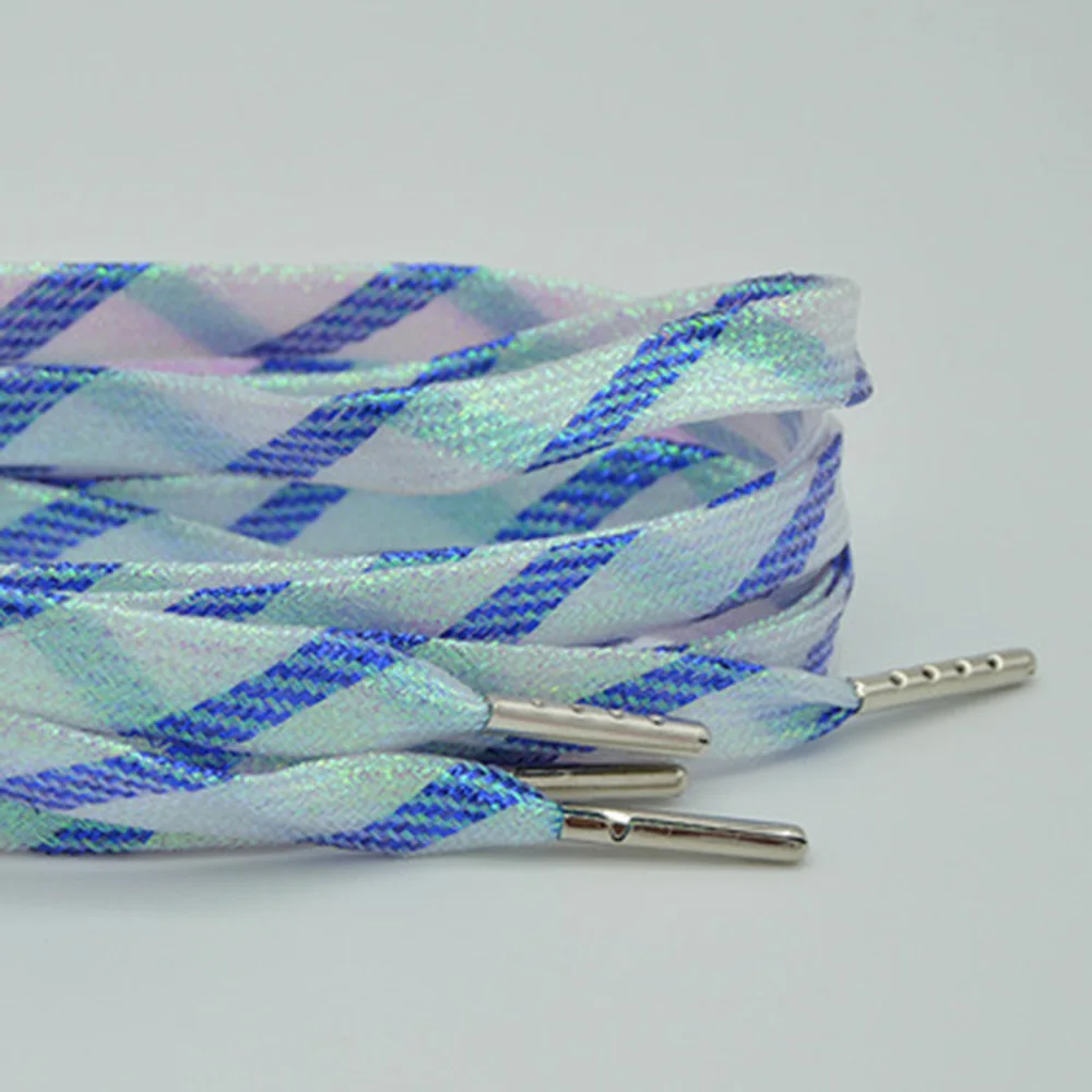 1 пара плоские шнурки серебристого цвета с металлическим наконечником фактурой