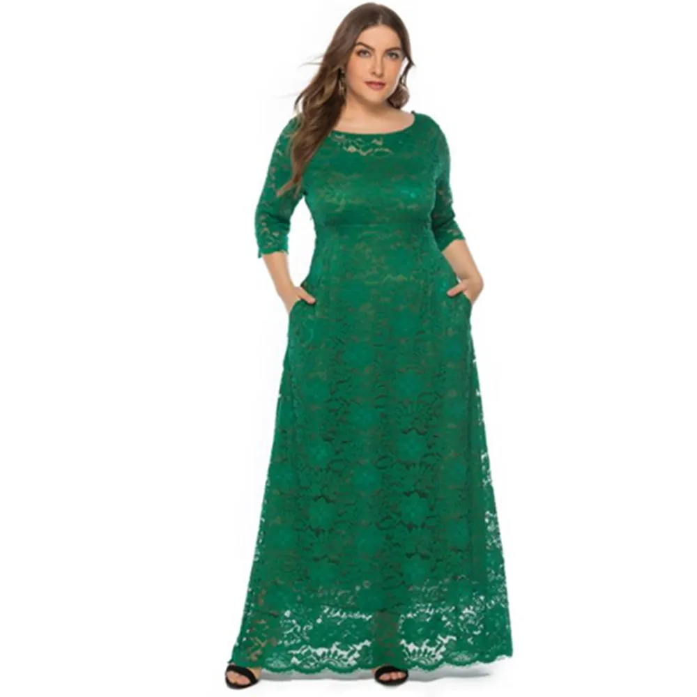 

Plus Size Clothes