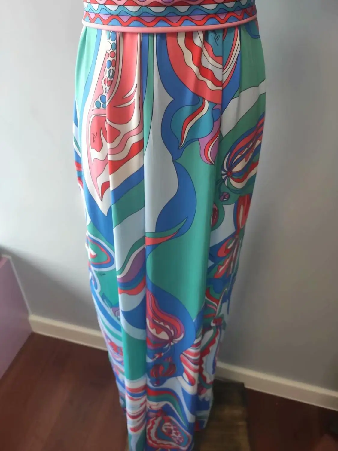 Платье женское трикотажное с V-образным вырезом и принтом | Женская одежда