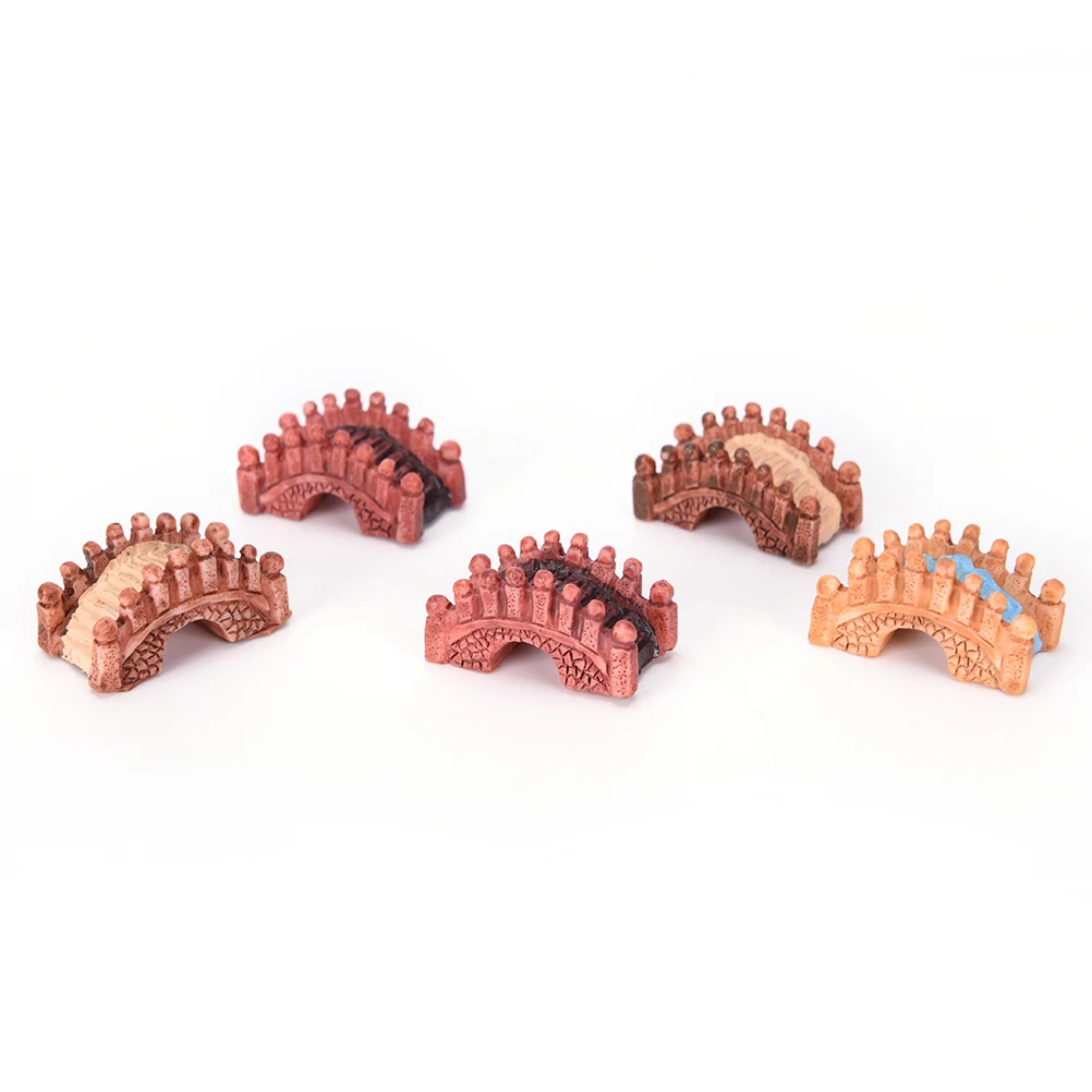 

1pcs Miniature Mini Bridge Micro Landscape House House Bosai Sitting Room Artisitc Decorations