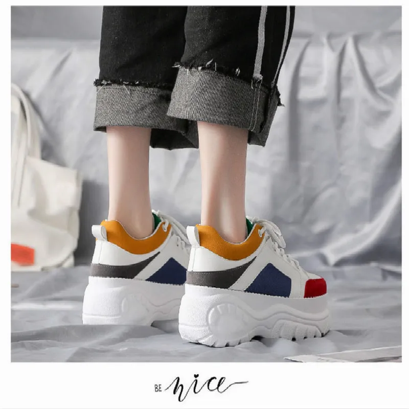 Женские кроссовки на массивной платформе Вулканизированная подошва