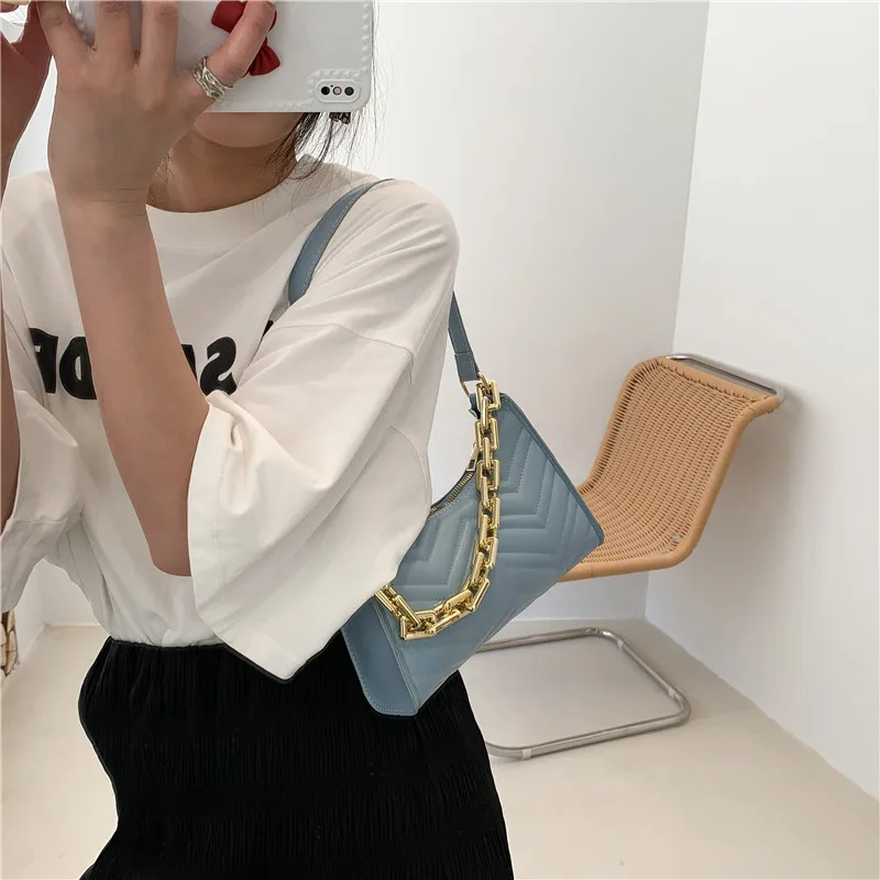 

Женская сумка, новинка 2021, модная простая летняя сумка на толстой цепочке для подмышек, сумки для метод Stick, портативные сумки на одно плечо