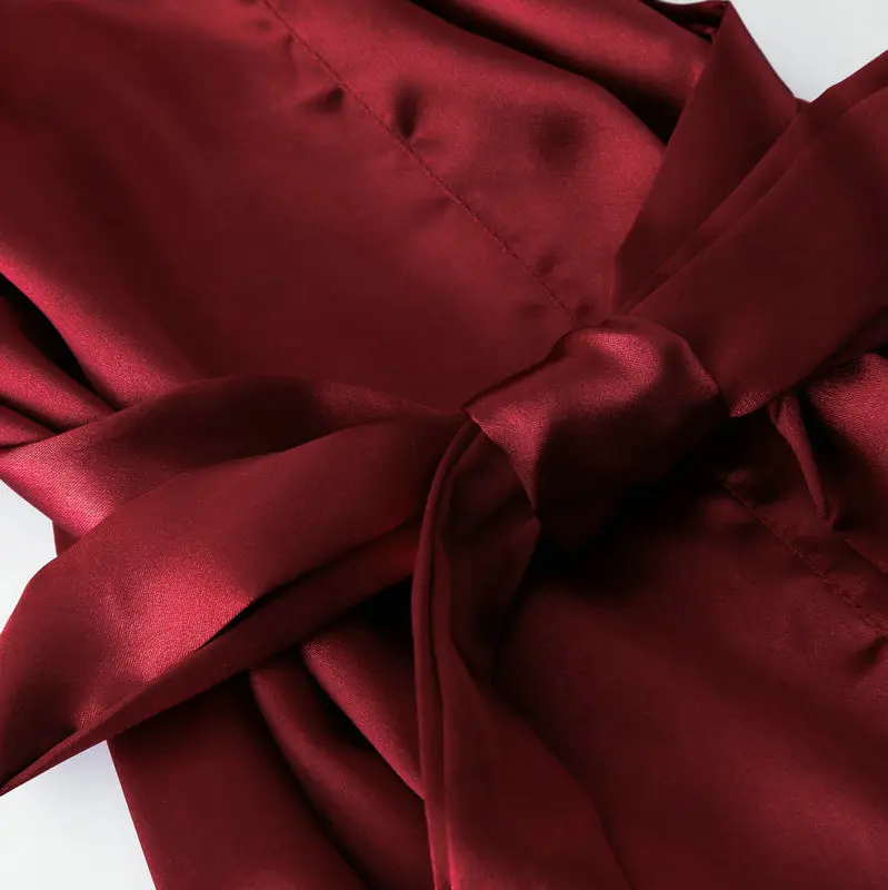 

Satin Silk Bride Robe Women Wedding Party Bride Bridesmaid Robes Dressing Gown Bridal Robe Bathrobe Gold Print Burgundy