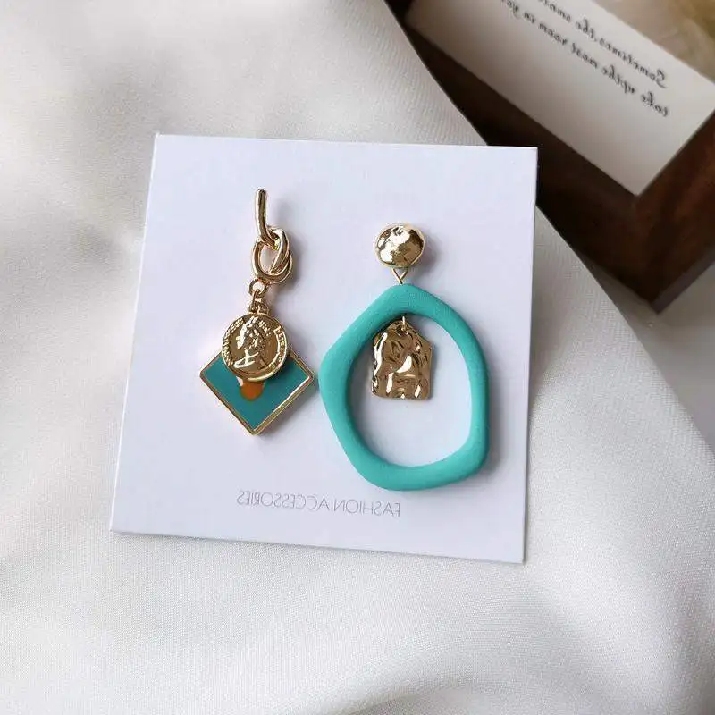 Модные женские серьги капельки с геометрическим рисунком в французском