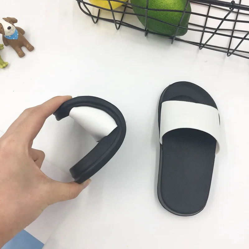 

Baby Slippers Boy Girl Summer Kids Solid Shoes Non-Slip Beach Sandals Toddler Indoor Bathroom Children Slippers