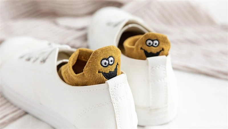 3PAIRS Kawaii Embroidered Expression Women Socks Happy Fashion Ankle Funny Socks Women Cotton Summer Candy Color
