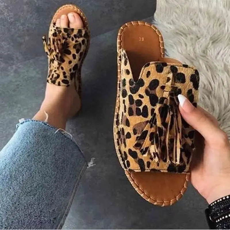 

Woman Leopard Slippers Women Casual Beach Shoes Lady Comfortable Flats Female Tassel Sewing Slides Women's Footwear Plus Size 43