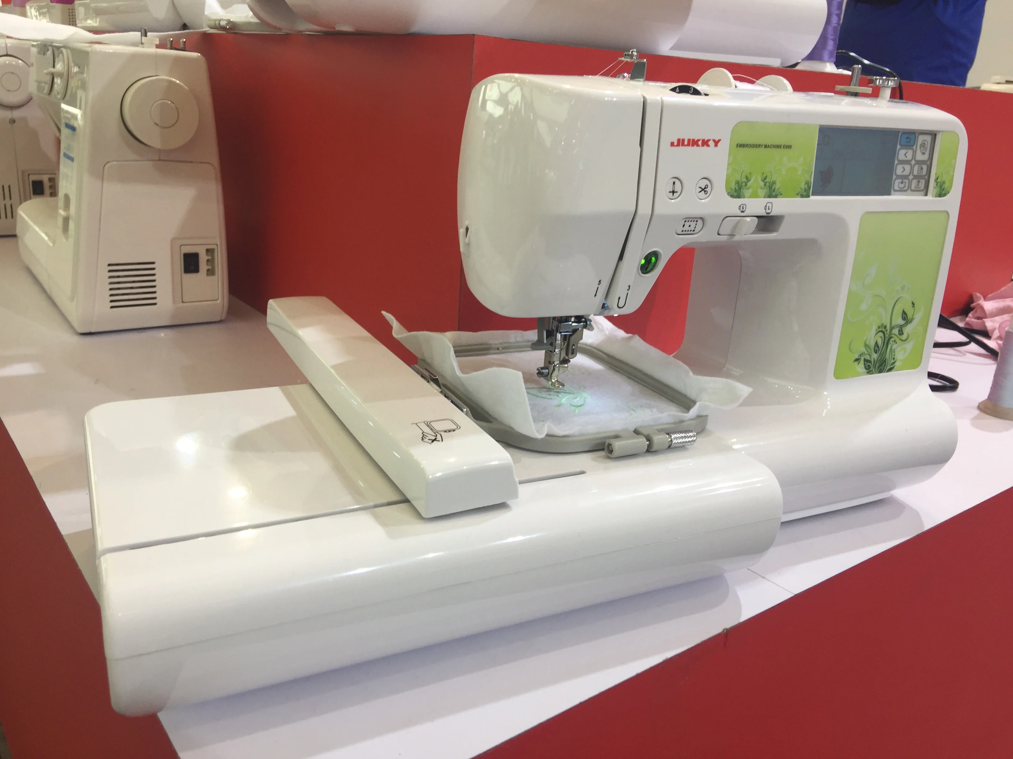 

Household Computer Electric Embroidery Sewing Machine