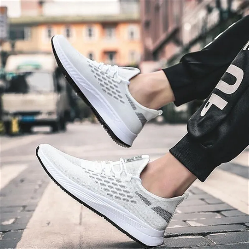 

Spring new lace-up casual shoes flying woven sneakers shoes men breathable fashion running shoes men mens shoes casual
