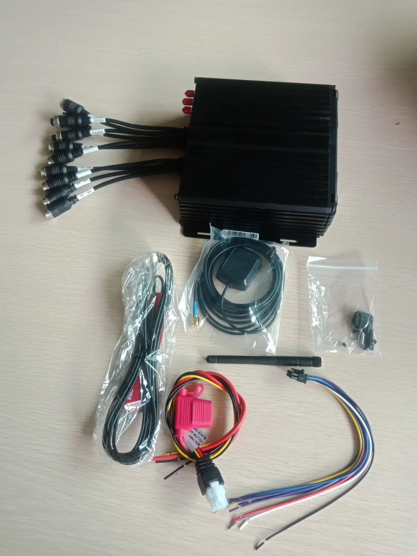 8CH 1080P Поддержка HDD и sd карты 4G WIFI GPS mobile dvr|Видеорегистратор для видеонаблюдения| |