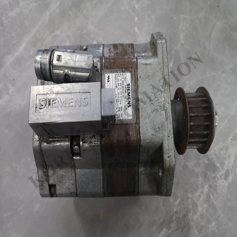 SIEMENS Серводвигатель 1FK7080 5AF71 1UA0 с SMI10 используется в хорошем состоянии|Драйвер