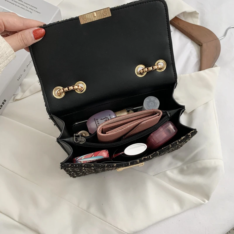 

Women's Woolen Cloth Chain Crossbody Bags Chain Clamshell Small Square Handbags Female Luxury Retro Wild Style Shoulder Bag Sac