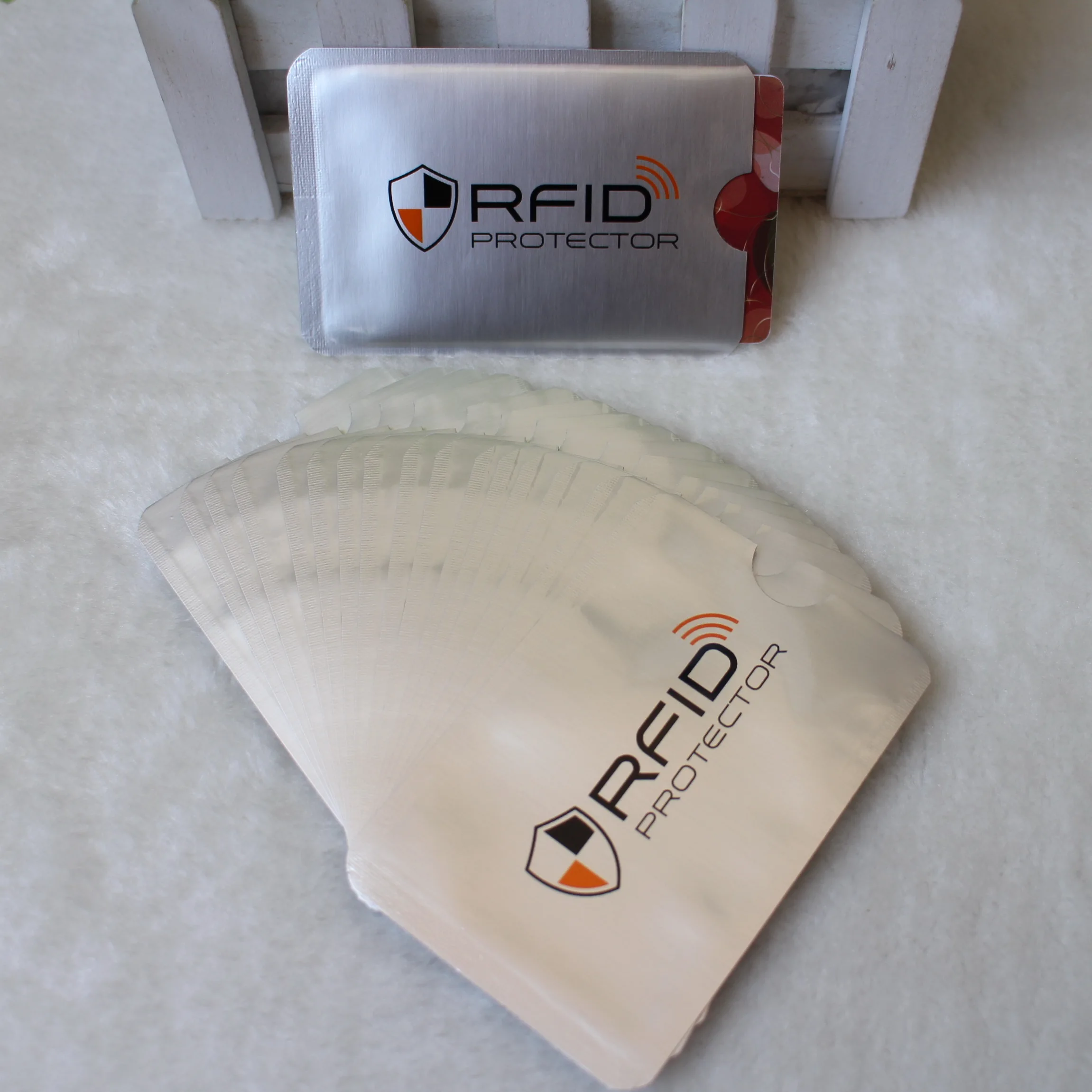 1000 шт, защита от кражи, RFID Блокировка Карты, рукав для предотвращения неавторизованного сканирования карты, OEM Добро пожаловать
