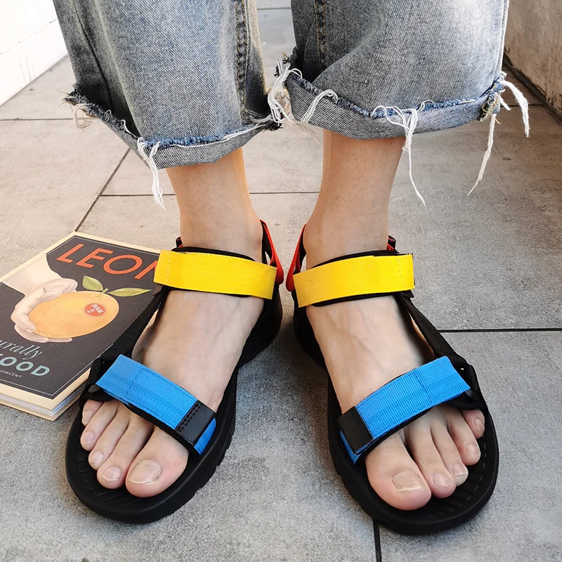 

2021 Mens Sandals Summer Breathable Outdoor Walking Men Shoes Lightweight Gladiator Male Beach Sandals For Man Water Footwear