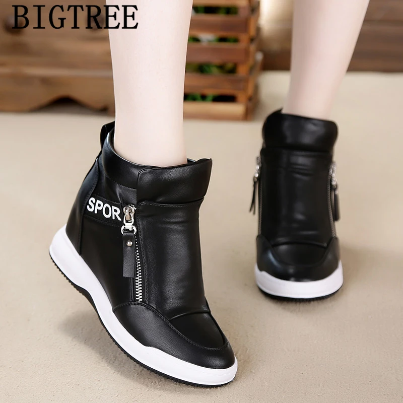 Папа обувь на танкетке Кроссовки для женщин платформе с высоким каблуком женские