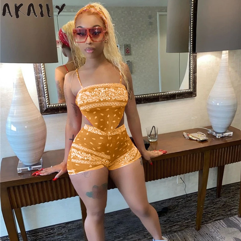 

Akaily Streetwear Print 2 Two Piece Sets Women Summer Matching Sets Female Sleeveless Strap Crop Top Skinny Shorts Sets 2021
