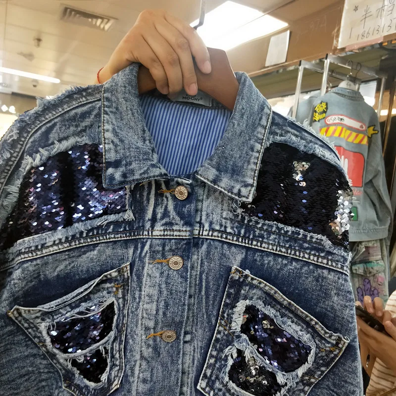 Женская джинсовая куртка с потертостями Короткая свободная из денима тяжелыми