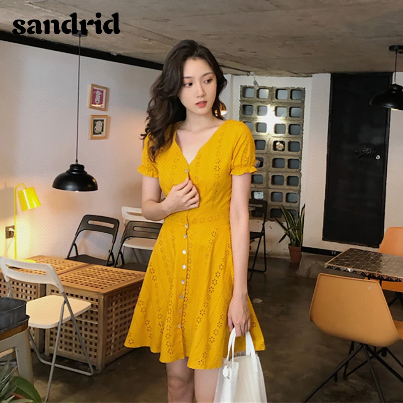 Женское хлопковое платье с вышивкой sandrid желтое повседневное мини коротким