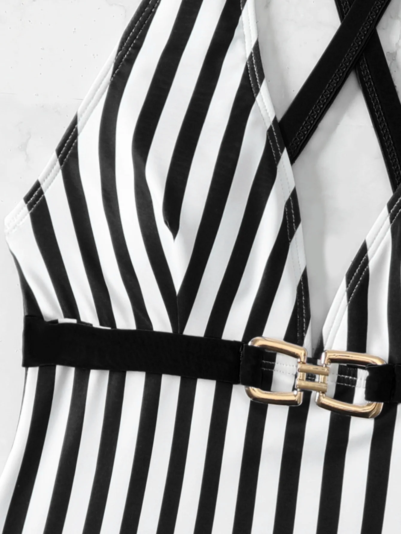 Женский слитный купальник в полоску с V-образным вырезом летний женский бикини