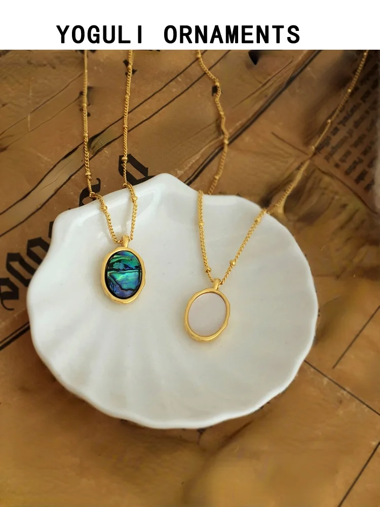 

Delicate Jewelry Oval White Green Pendant Necklace Popular Design Vintage Golden Plating Chain Necklace For Girl Lady Gifts