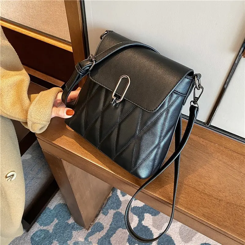 Маленькая квадратная сумка-мессенджер в стиле ретро для женщин