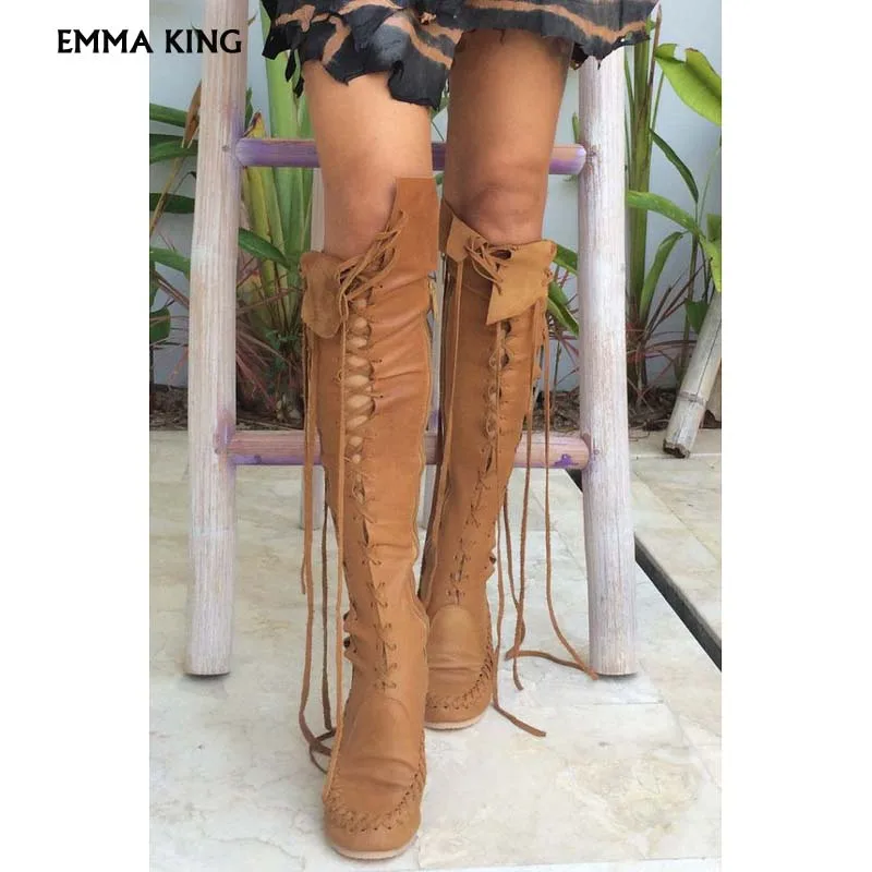 Новые осенние кожаные женские сапоги сексуальные выше колена на шнуровке