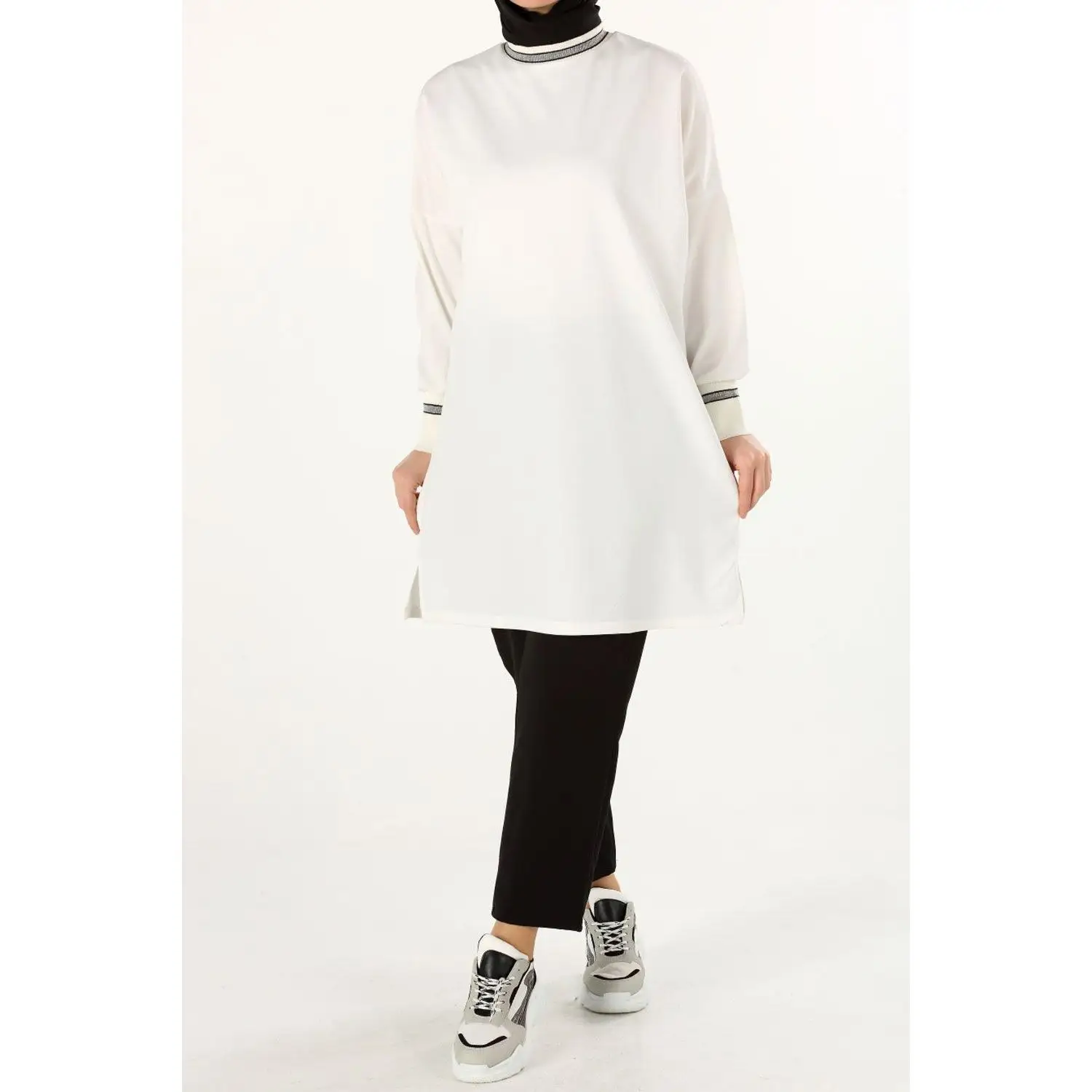 TUNIC |