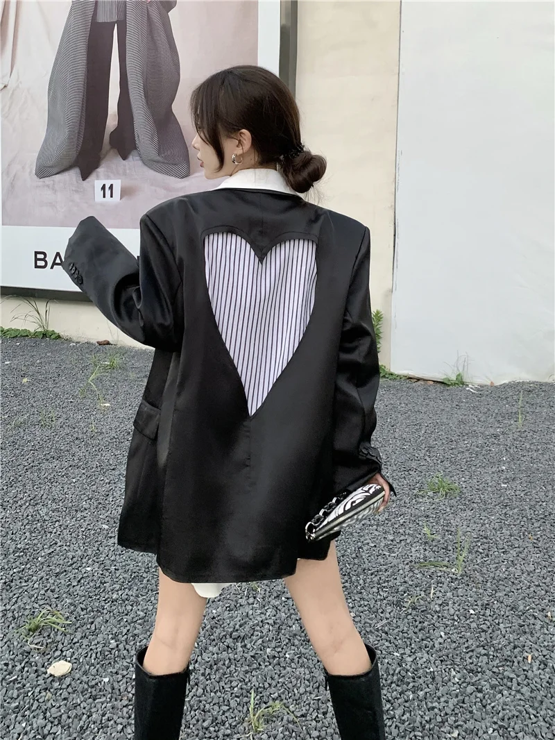 

New Women's Clothing Hollowed Heart Shape Loose Casual