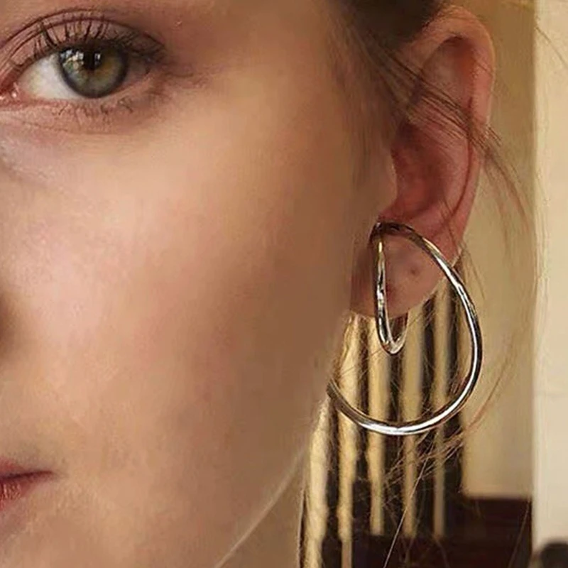 

2020 New Geometric Irregular Twisted Curve Ear Clips Cartilage Earring Cuffs Non Piercing Earrings Women Fashion Jewelry