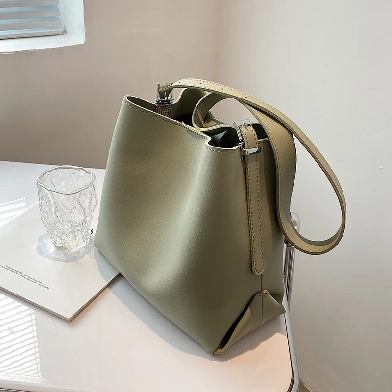 

PU Leather Bucket Shoulder Crossbody Bag For Women 2021 Branded Simple Trendy Luxury Solid Color Handbags Female Travel
