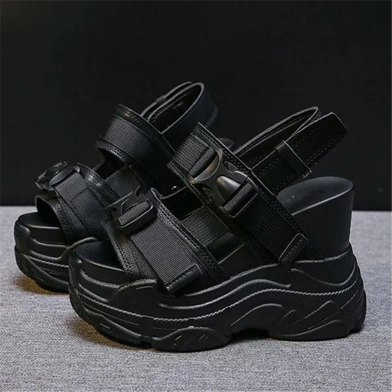 Сандалии женские на танкетке босоножки толстой подошве модная повседневная