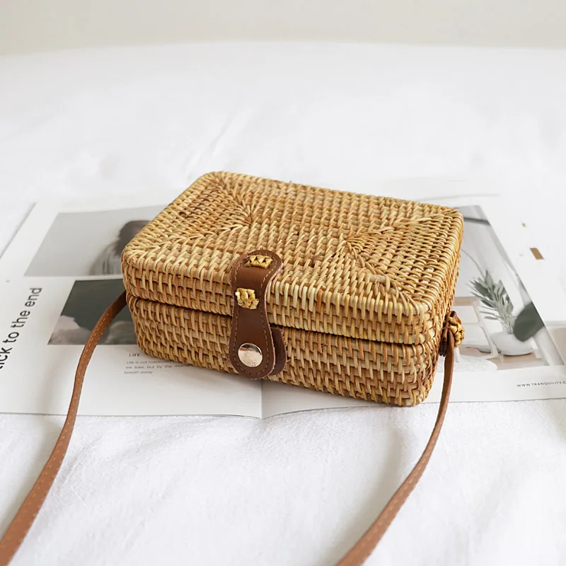 

YoReAi Woven Rattan Bag Square Straw Shoulder Bags Small Beach HandBags Women Summer Hollow Handmade Messenger Crossbody Pack