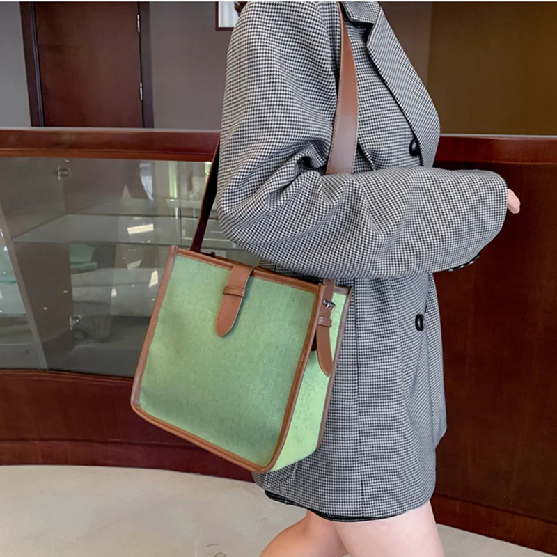 

Vintage Large Capacity Canvas Women Shoulder CrossbodyBags 2021 Luxury Design Ladies Messenger Bags Female Purses High Quality