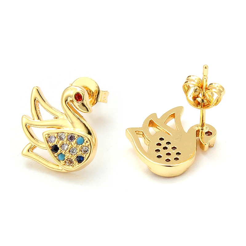 Разнообразные серьги-гвоздики с фианитами радужные золотые лебеди буквы бабочки