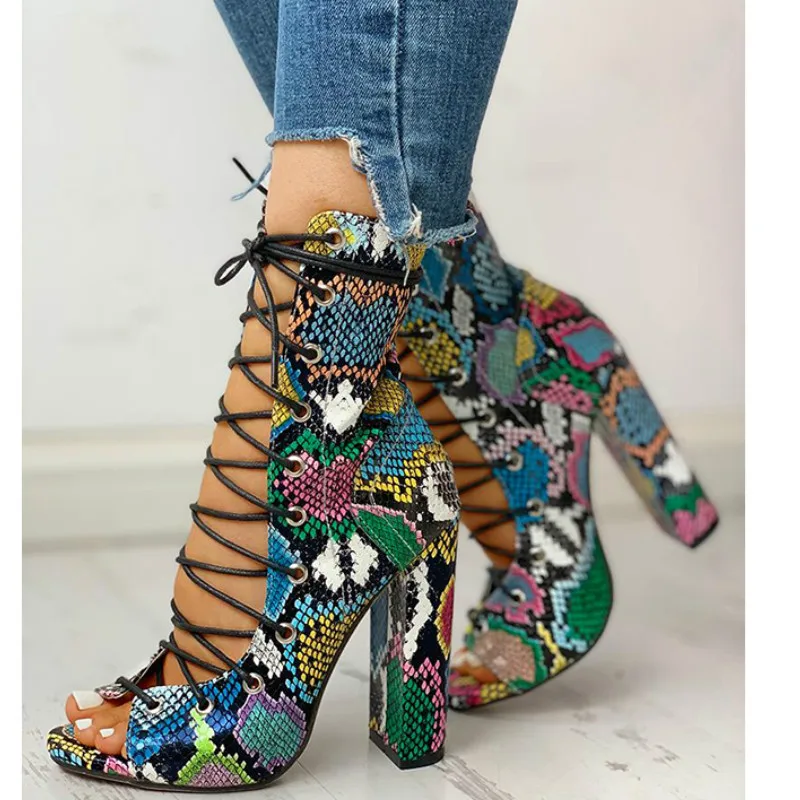 

Женские босоножки со змеиным принтом, сандалии на платформе и высоком каблуке 10 см, обувь для вечерние ринки и свадьбы, для ночного клуба, дл...