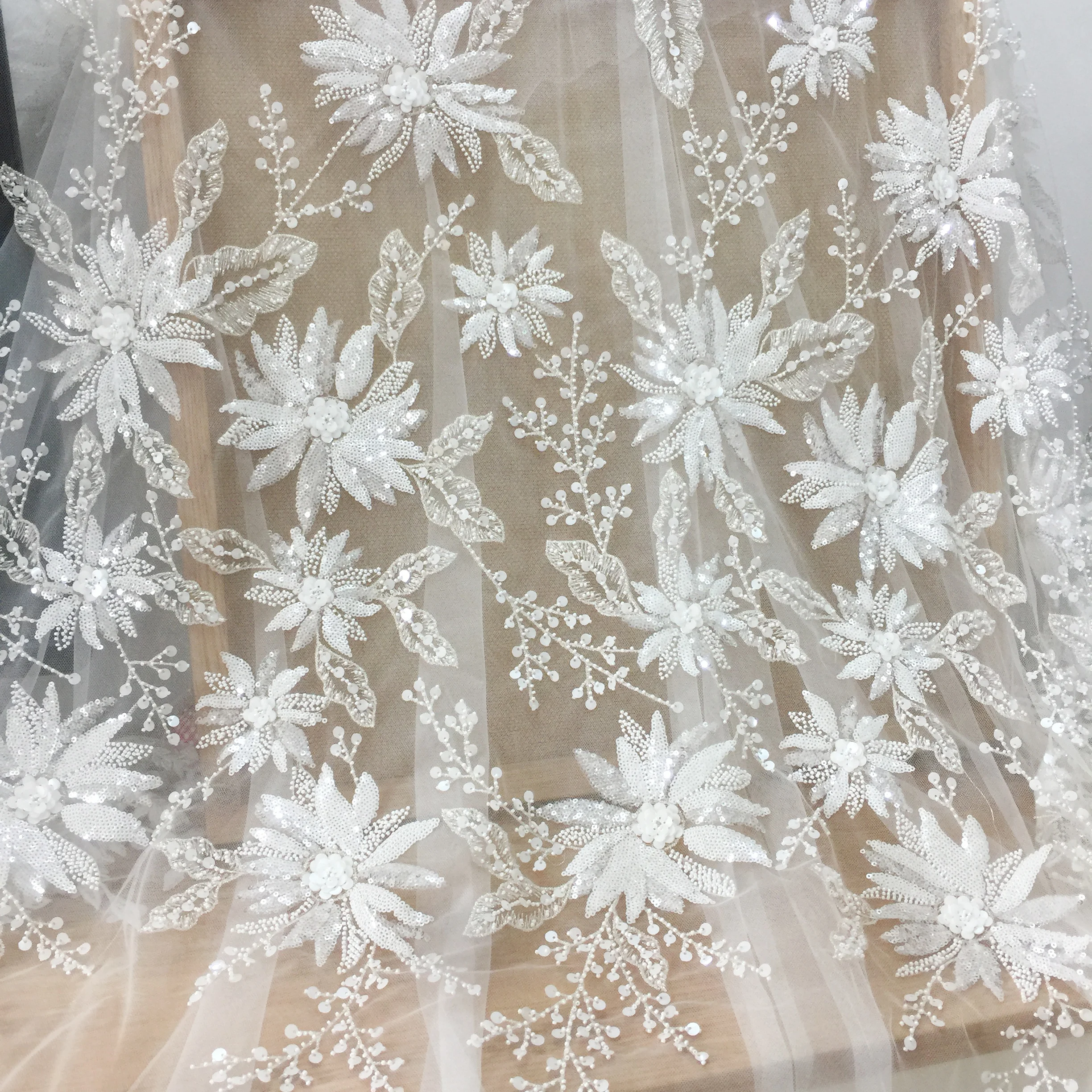 Роскошные 3D бисером модная одежда по индивидуальному заказу ткань от кутюр
